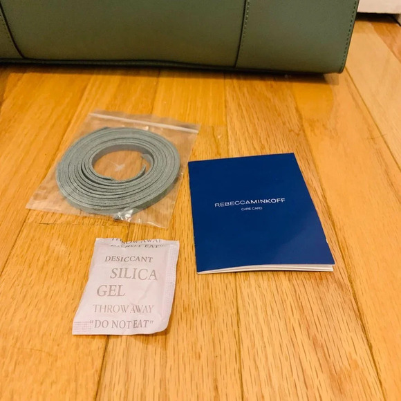 Brand New with Tags Rebecca Minkoff Medium MAB Tote Bag - Picture 3 of 13